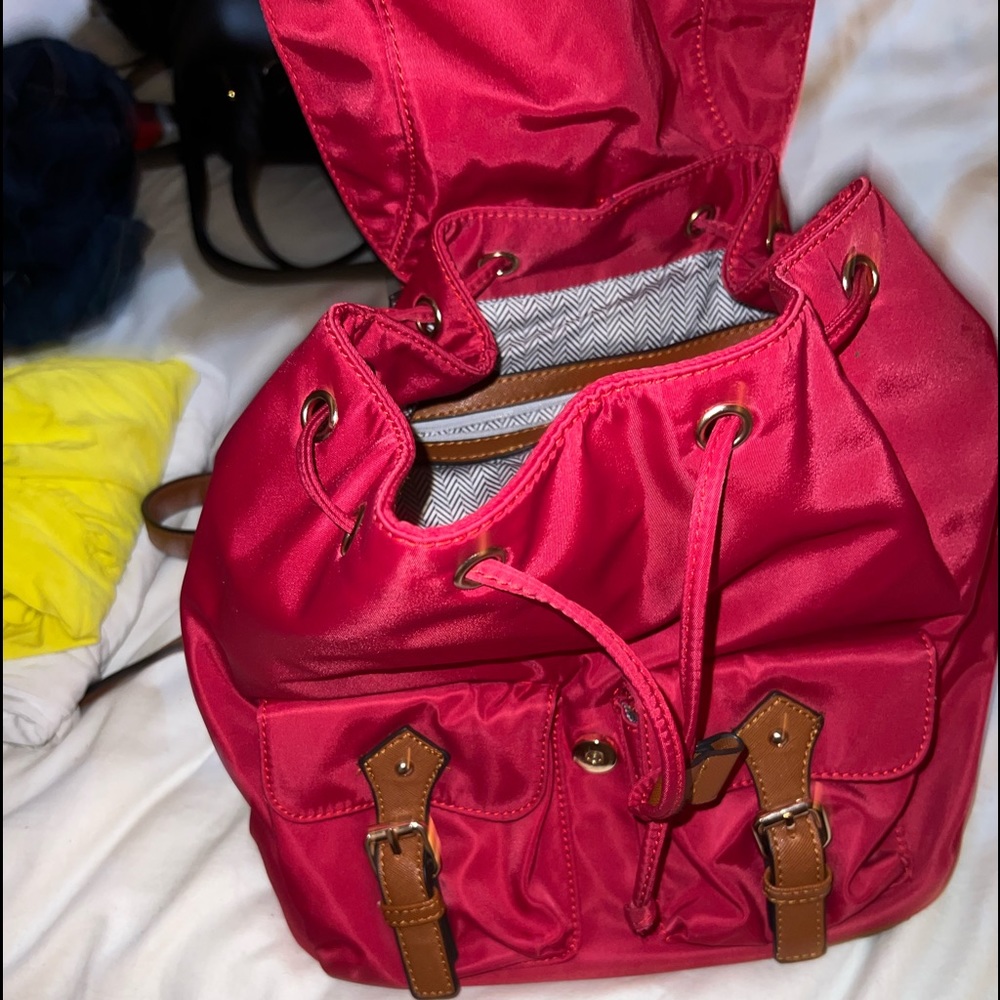 Backpack - Picture 2 of 3